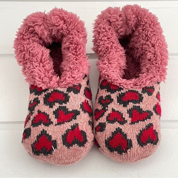Pink Hearts Fuzzy Sock Slippers Size Small - Picture 4 of 7